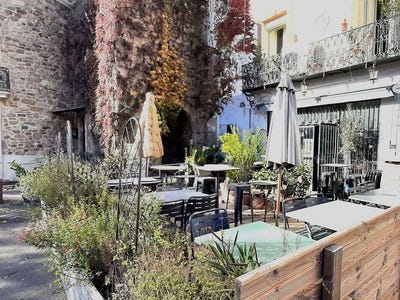 /international/fr/pezenas-languedoc-roussillon-310100889934/?lang=zh-cn