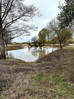 /international/fr/saulnay-centre-val-de-loire-310104802627/