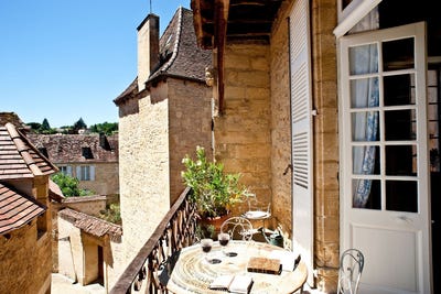 /international/fr/sarlat-la-caneda-aquitaine-310108601693/