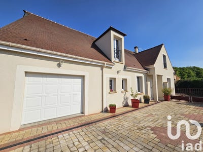 /international/fr/cherisy-centre-val-de-loire-310099423375/
