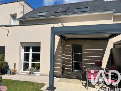 /international/fr/trelaze-pays-de-la-loire-310107323271/