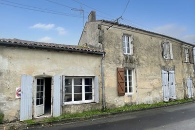 /international/fr/aumagne-charente-310107598434/