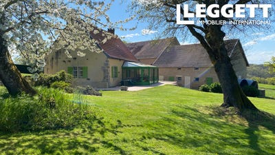 /international/fr/saint-eloy-d-allier-auvergne-310098869365/