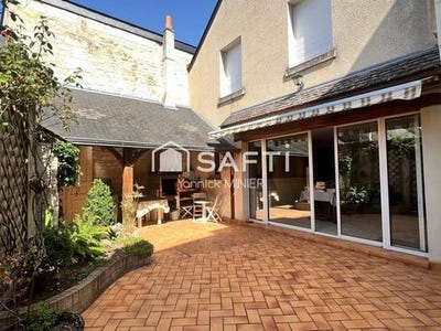 /international/fr/bourgueil-centre-val-de-loire-310108995554/