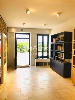 /international/fr/l-ile-d-yeu-pays-de-la-loire-310107374226/