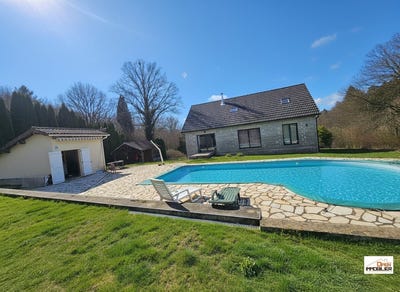 /international/fr/sauviat-sur-vige-limousin-310106506455/