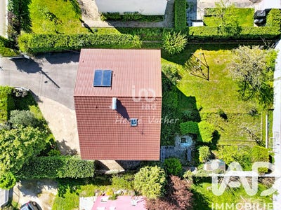 /international/fr/saint-denis-les-bourg-rhone-310107235485/