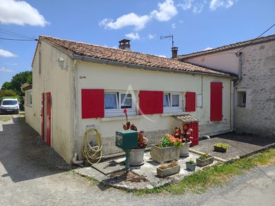 /international/fr/soulignonne-charente-310104463180/