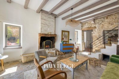/international/fr/saint-cyr-au-mont-d-or-rhone-310106408483/