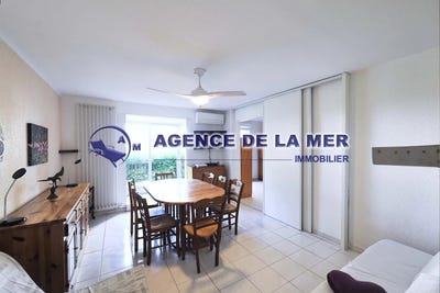 /international/fr/la-grande-motte-centre-val-de-loire-310098924087/