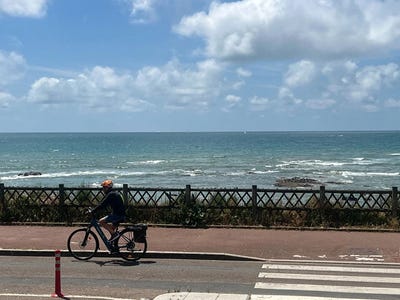 /international/fr/les-sables-d-olonne-pays-de-la-loire-310100183070/