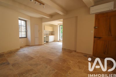 /international/fr/montaren-et-saint-mediers-languedoc-roussillon-310106513487/