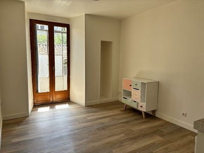 /international/fr/aurillac-auvergne-120093627490/