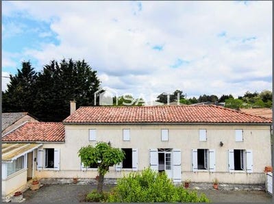 /international/fr/saint-savin-aquitaine-310099685709/