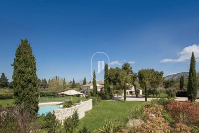 /international/fr/cheval-blanc-provence-alpes-cote-d-azur-310099362049/