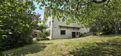 /international/fr/champfromier-rhone-310107888380/