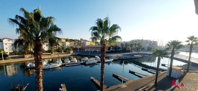 /international/fr/gruissan-languedoc-roussillon-310107648947/