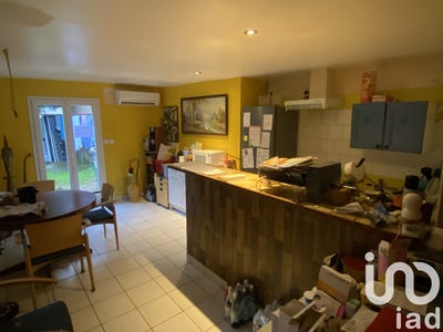 /international/fr/roujan-languedoc-roussillon-310098117090/