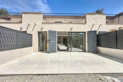 /international/fr/grimaud-provence-alpes-cote-d-azur-310101251168/