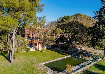 /international/fr/oppede-provence-alpes-cote-d-azur-310107217676/