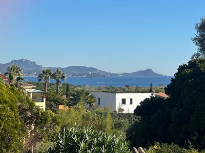/international/fr/frejus-provence-alpes-cote-d-azur-310108527225/