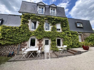 /international/fr/granville-la-basse-normandie-310106776774/