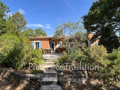 /international/fr/roussillon-provence-alpes-cote-d-azur-310109176841/