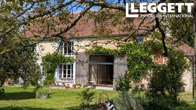 /international/fr/parfondeval-la-basse-normandie-310104616091/