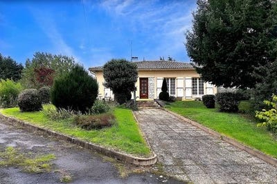 /international/fr/manot-charente-310102607899/