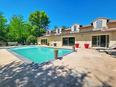 /international/fr/chateauneuf-sur-isere-rhone-310108598529/