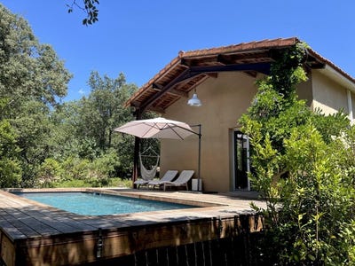 /international/fr/aubais-languedoc-roussillon-310107025961/