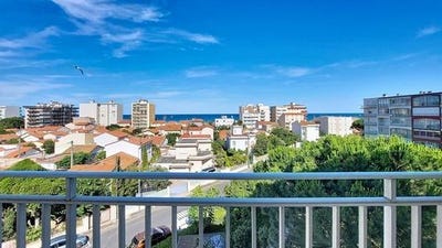 /international/fr/canet-en-roussillon-languedoc-roussillon-310108565714/