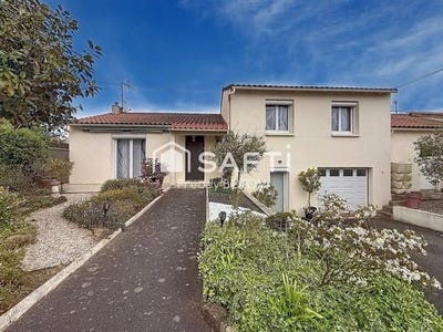 /international/fr/cerizay-charente-310107496797/