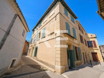 /international/fr/saint-gilles-languedoc-roussillon-310119501855/