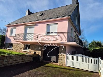 /international/fr/rosporden-brittany-120097558625/