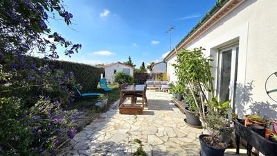 /international/fr/montescot-languedoc-roussillon-310106283524/