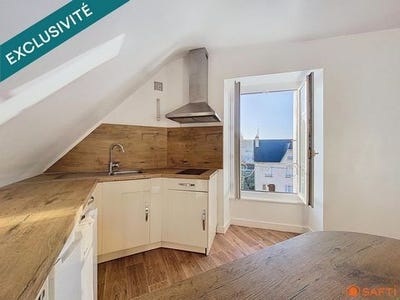 /international/fr/quimper-brittany-310105373452/