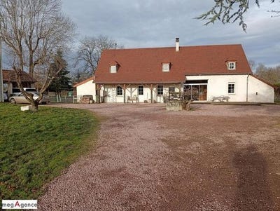 /international/fr/perigny-auvergne-310107299574/