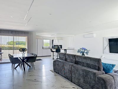 /international/fr/les-bois-d-anjou-pays-de-la-loire-310108589631/