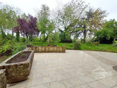 /international/fr/lamothe-landerron-aquitaine-310099312464/