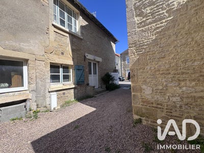 /international/fr/bernieres-sur-mer-upper-normandy-310108991106/