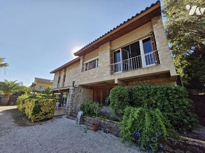 /international/fr/toulon-provence-alpes-cote-d-azur-310100931700/