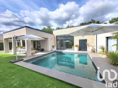 /international/fr/saint-cyr-sur-loire-centre-val-de-loire-310102481791/
