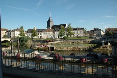 /international/fr/romorantin-lanthenay-centre-val-de-loire-310106968943/