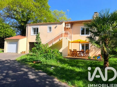 /international/fr/pornic-pays-de-la-loire-310108420885/