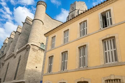 /international/fr/carcassonne-languedoc-roussillon-310107794749/