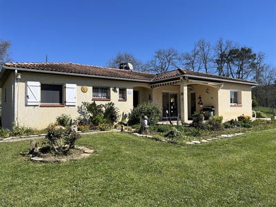 /international/fr/montbrun-bocage-midi-pyrenees-310107743465/