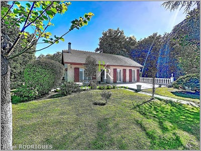 /international/fr/serres-castet-aquitaine-310108837245/