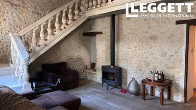 /international/fr/montmoreau-charente-310096840613/