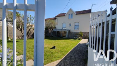 /international/fr/dinan-brittany-310107671619/